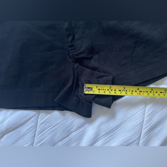 GUESS black shorts - Picture 7 of 10